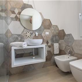 3 bedroom villa with pool, Alcamo, sleeps 5-6